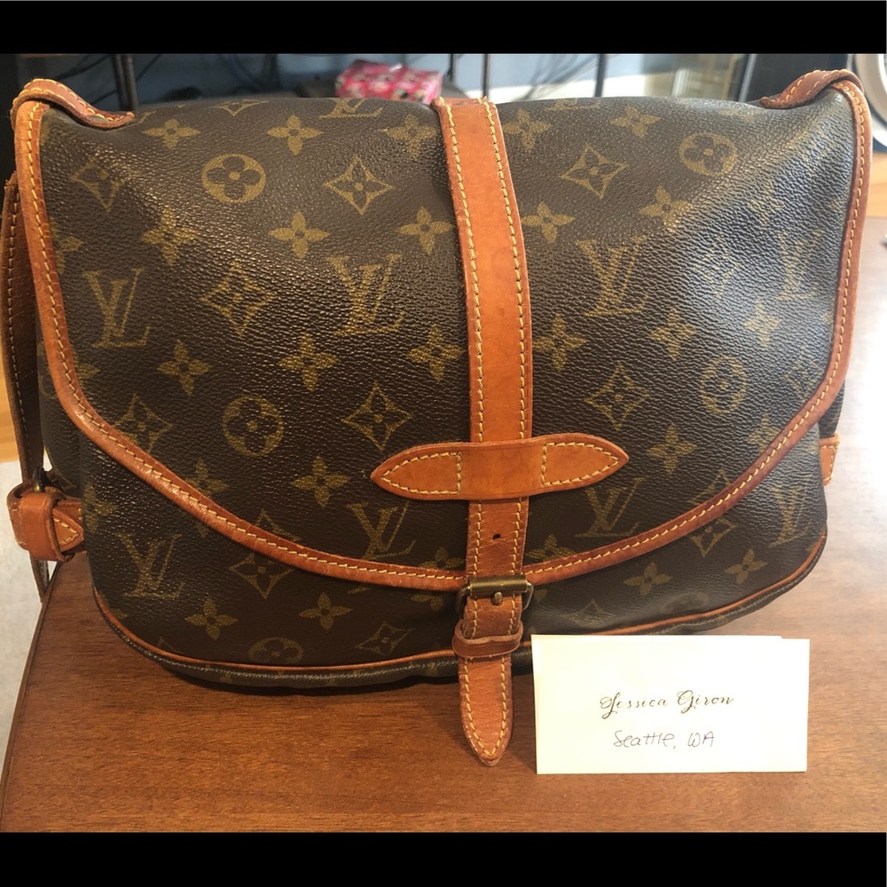 Authentic Louis Vuitton Saumur 30